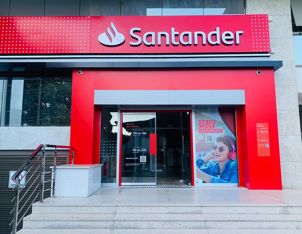 Santander inaugura nova agência em Castelo, reforçando investimentos no ES; Banco também será o gestor da folha de pagamento dos servidores municipais