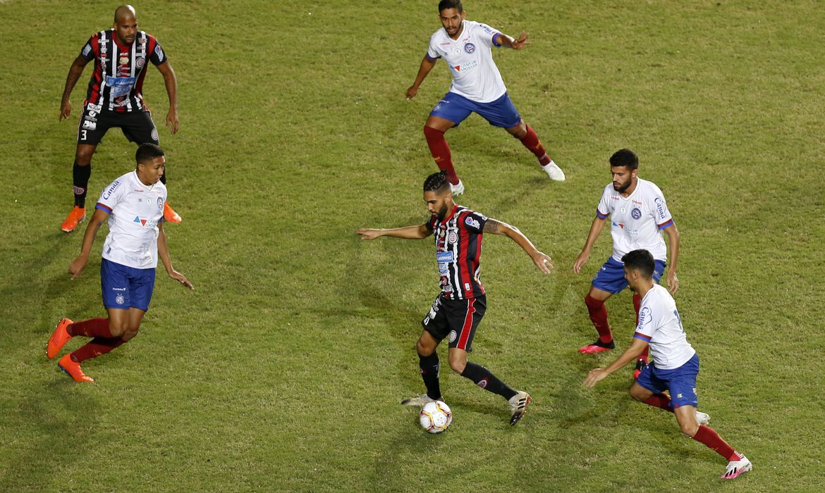 Baiano: Alagoinhas segura empate com Bahia no primeiro jogo da final