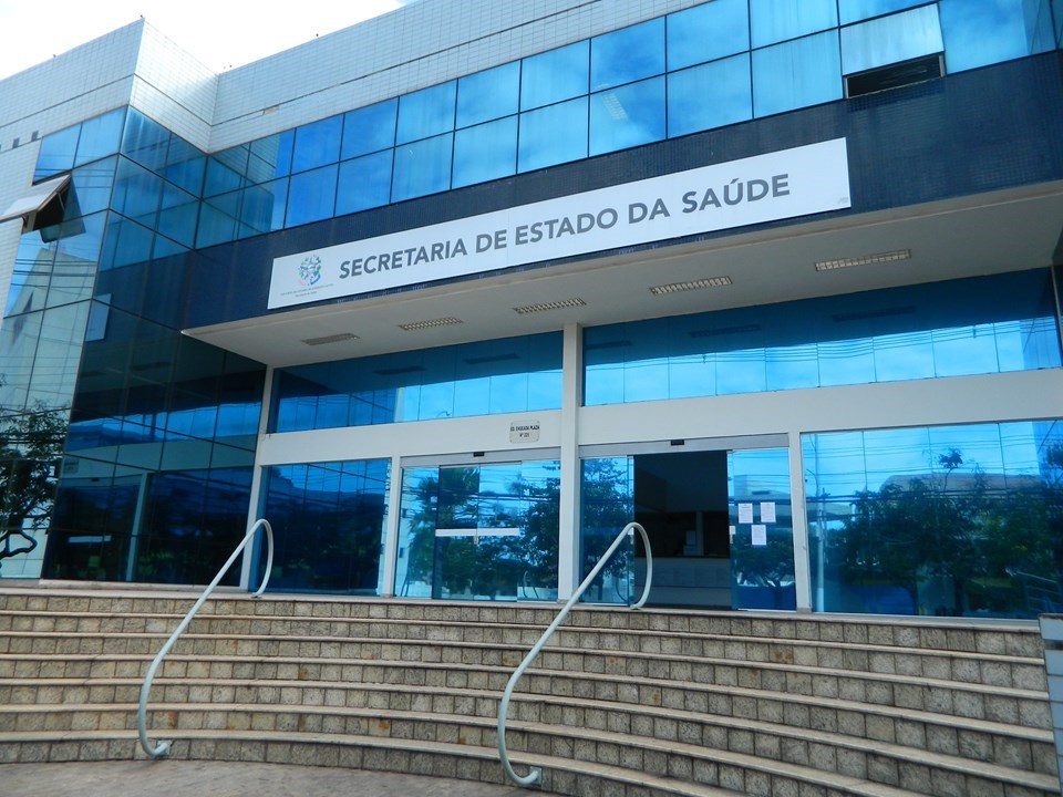 Processo seletivo: Governo do ES abre três editais na saúde