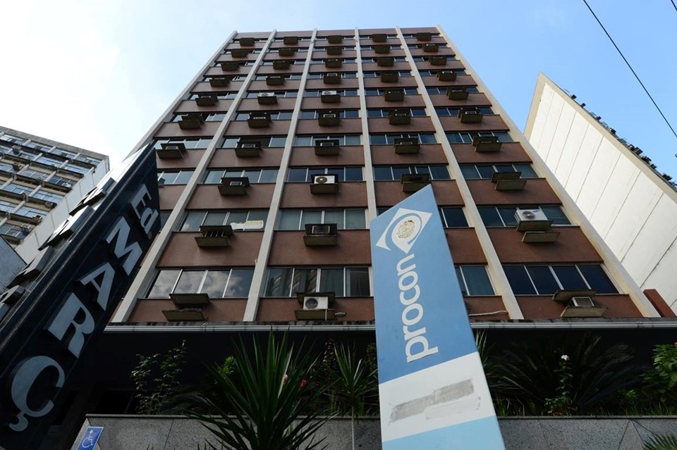 Procon-ES voltará a realizar atendimentos presenciais mediante agendamento
