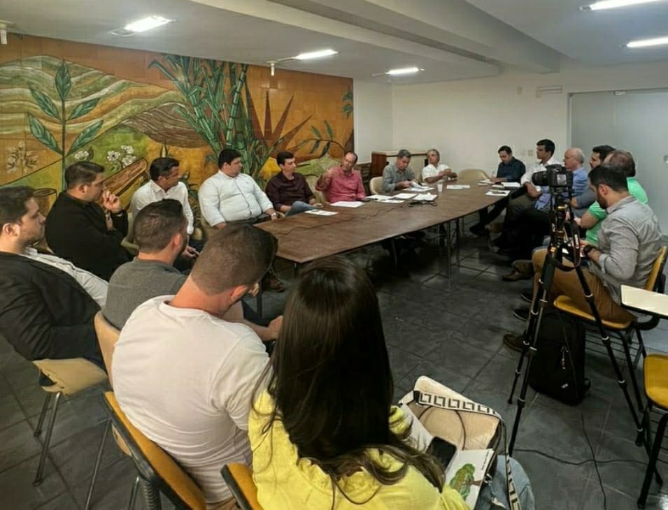 Seag discute ações para o agronegócio do Estado com Cedagro