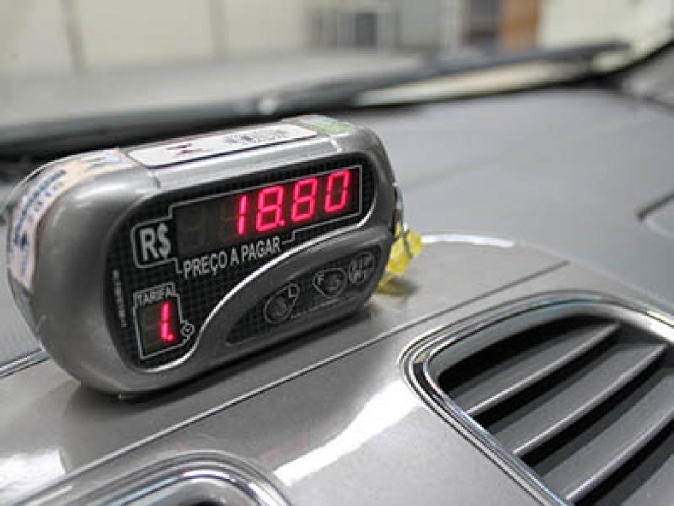 Taxímetros já podem ser verificados em Colatina