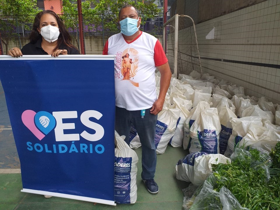 ES Solidário entrega mais de mil cestas verdes na Grande Vitória e Nova Venécia nesta semana