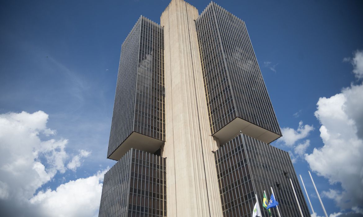Banco Central não prevê segunda onda de covid-19 no país, diz diretor