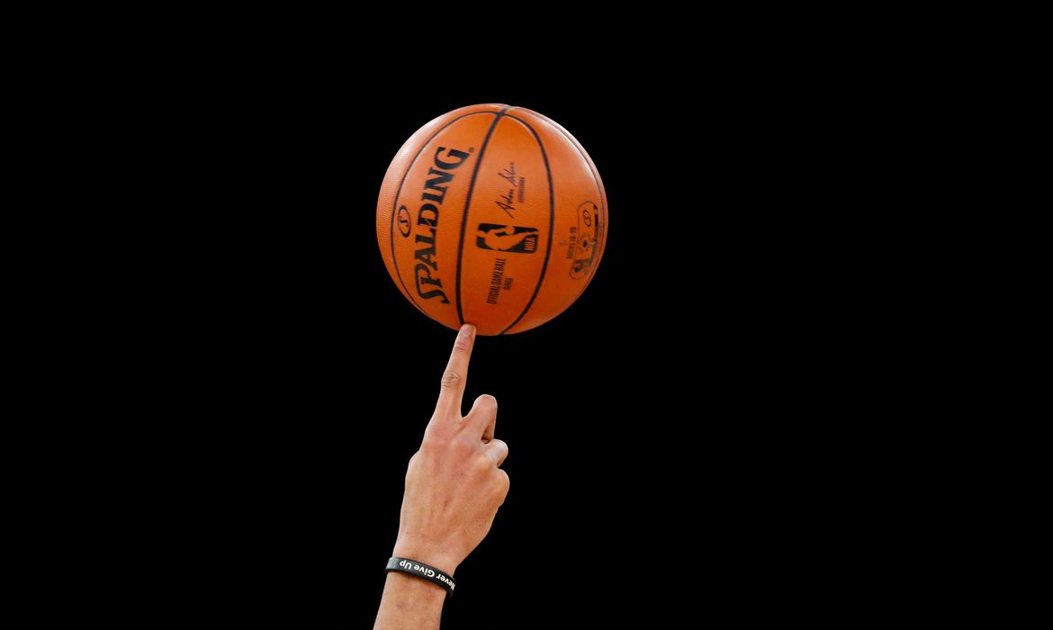 Na Disney, NBA volta com clássico, regulamento adaptado e isolamento