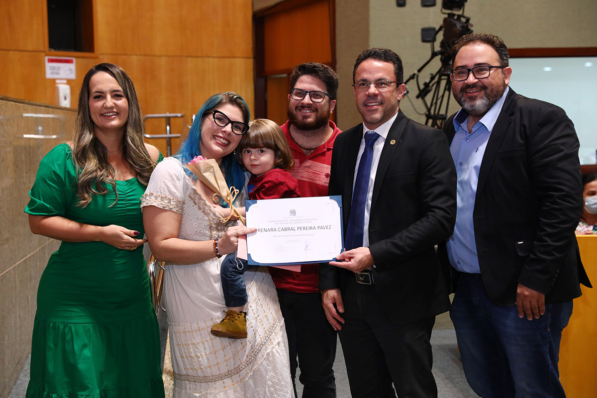 Ales reconhece atuação de doulas