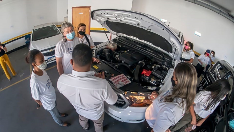 Detran|ES abre inscrições para 3ª edição do Curso de Mecânica Básica para Mulheres