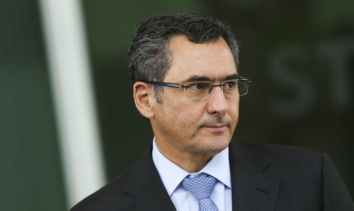 Ex-ministro da Fazenda Eduardo Guardia morre aos 56 anos