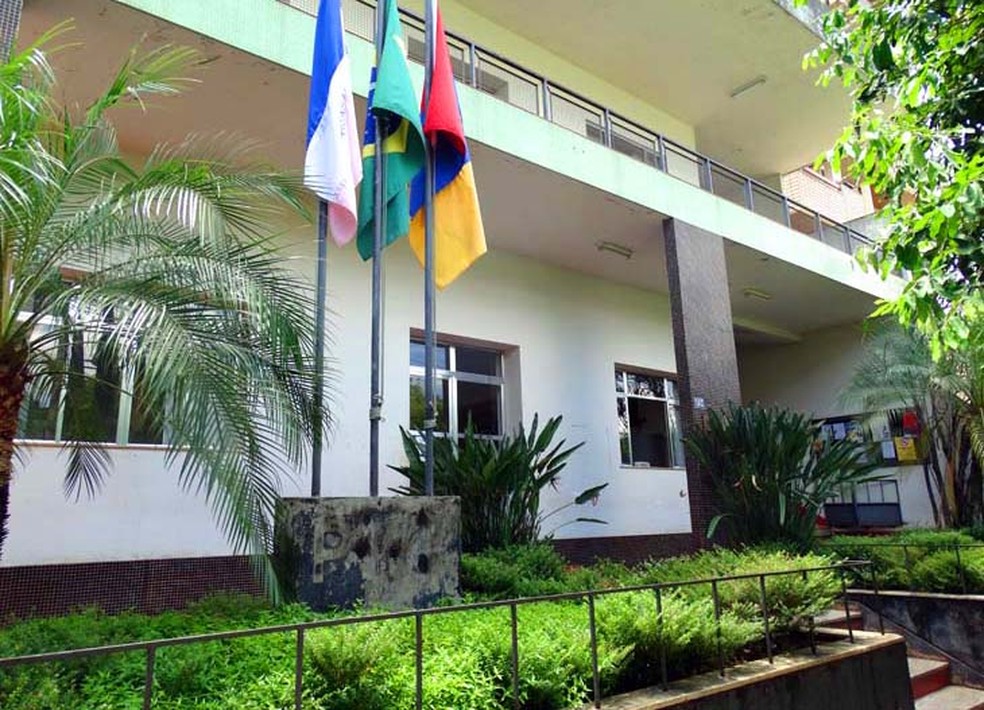 Castelo adia volta às aulas presencias e anuncia ensino remoto devido a nova onda da Covid-19 e à Influenza