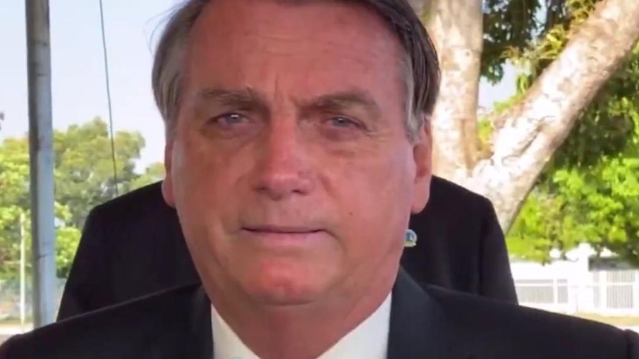 Após Petrobras, Bolsonaro pressiona para baratear conta de luz; entenda