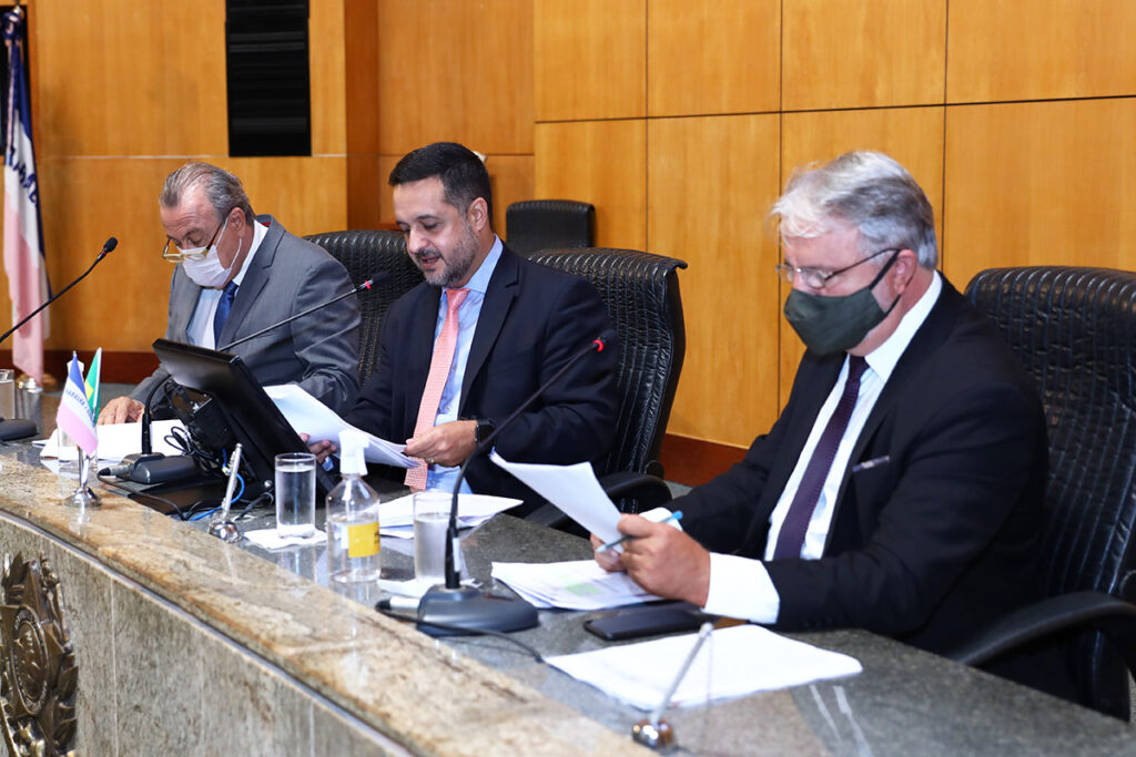 Justiça aprova PL sobre troca de produto vencido