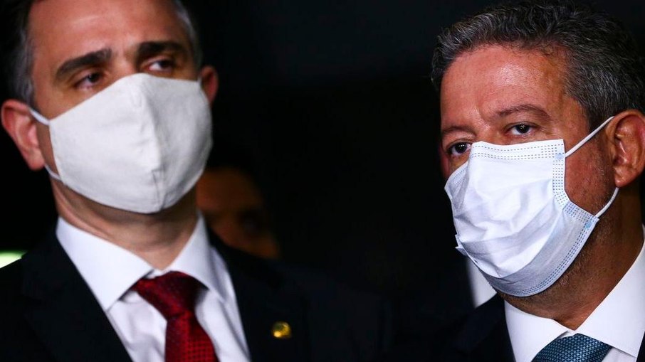 Pacheco e Lira pedem  foco na aprovação de reformas e no combate à pandemia