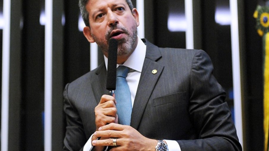 Arthur Lira critica reajuste na Selic e pede revisão