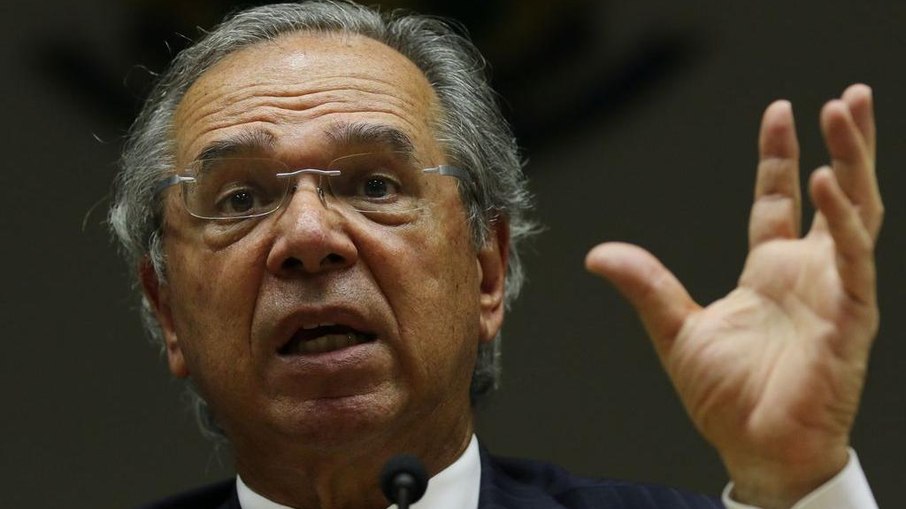 Guedes: fevereiro tem arrecadação recorde de R$ 127 bi; abril deve ser de baixa