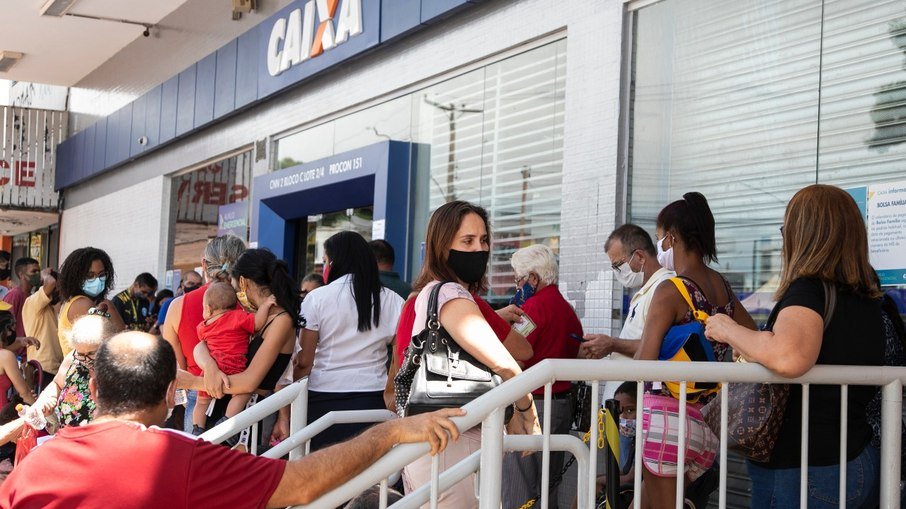 Feriadão em SP: agências da Caixa terão atendimento restrito; veja o que muda