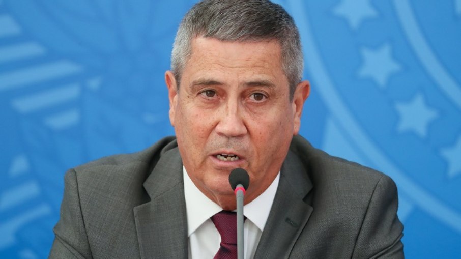 No pior momento da pandemia no Brasil, ministro da Casa Civil sai de férias
