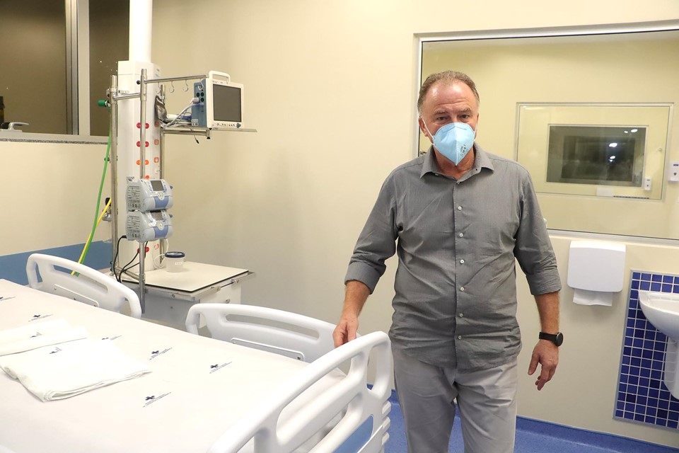 Governo do Estado entrega mais 10 leitos de UTI Covid-19 no Hospital São Lucas