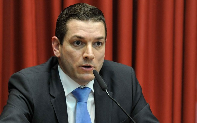 Entenda por que novo diretor da PF pode reservar 'surpresas' a Bolsonaro