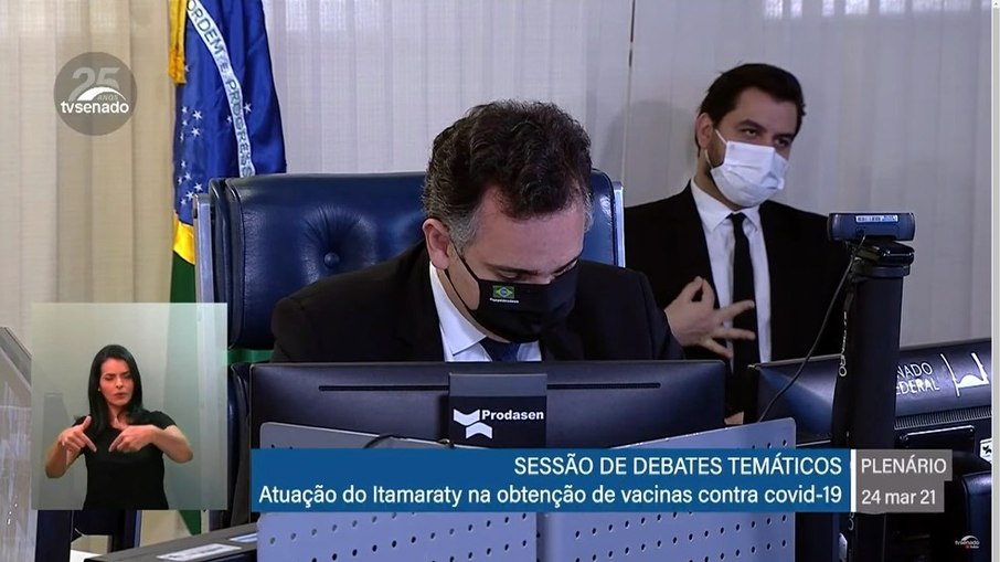 Assessor de Bolsonaro deve ser indiciado após depoimento à polícia do Senado