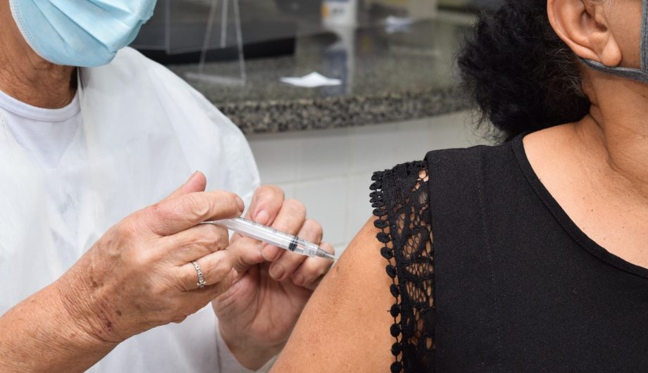 Vacinômetro: mais de 15% dos cachoeirenses receberam 1ª dose contra Covid-19