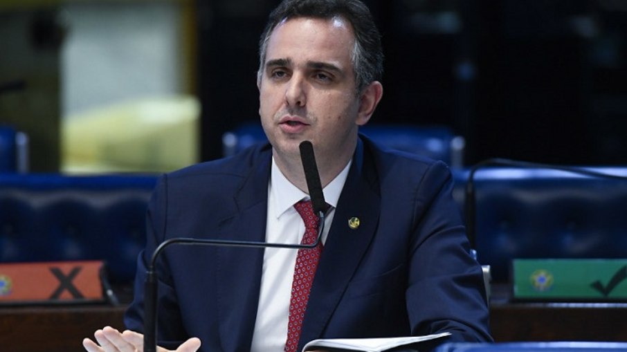 Pacheco pede ao governo prioridade em reedição do programa que reduz salários