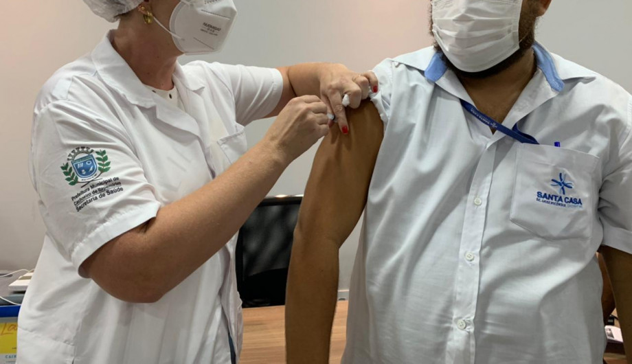 Prorrogado o cadastro para profissionais de saúde ainda não vacinados contra Covid-19