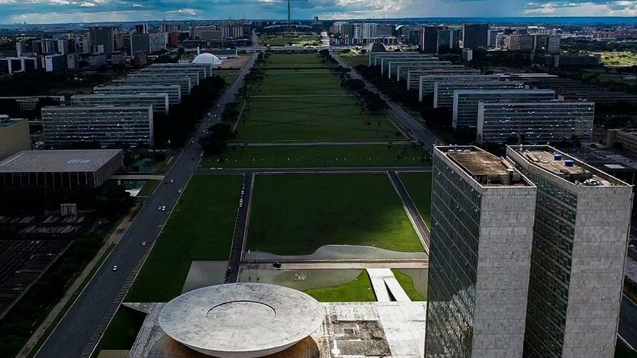 Pacote anticrime: Congresso derruba veto e aumenta pena de crimes contra honra