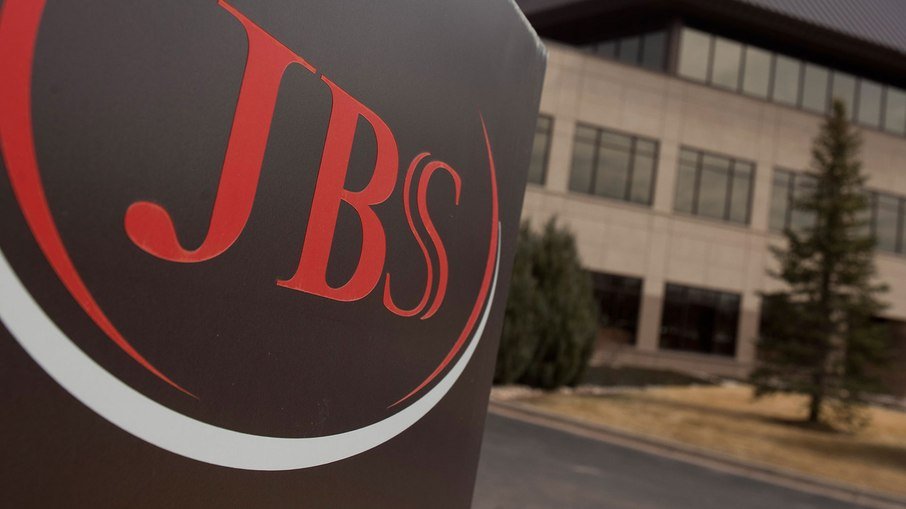 JBS vai abrir 3.500 vagas de emprego no país