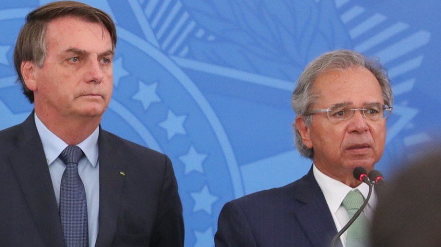 Após acordo, Bolsonaro planeja vetar R$ 20 bilhões do Orçamento