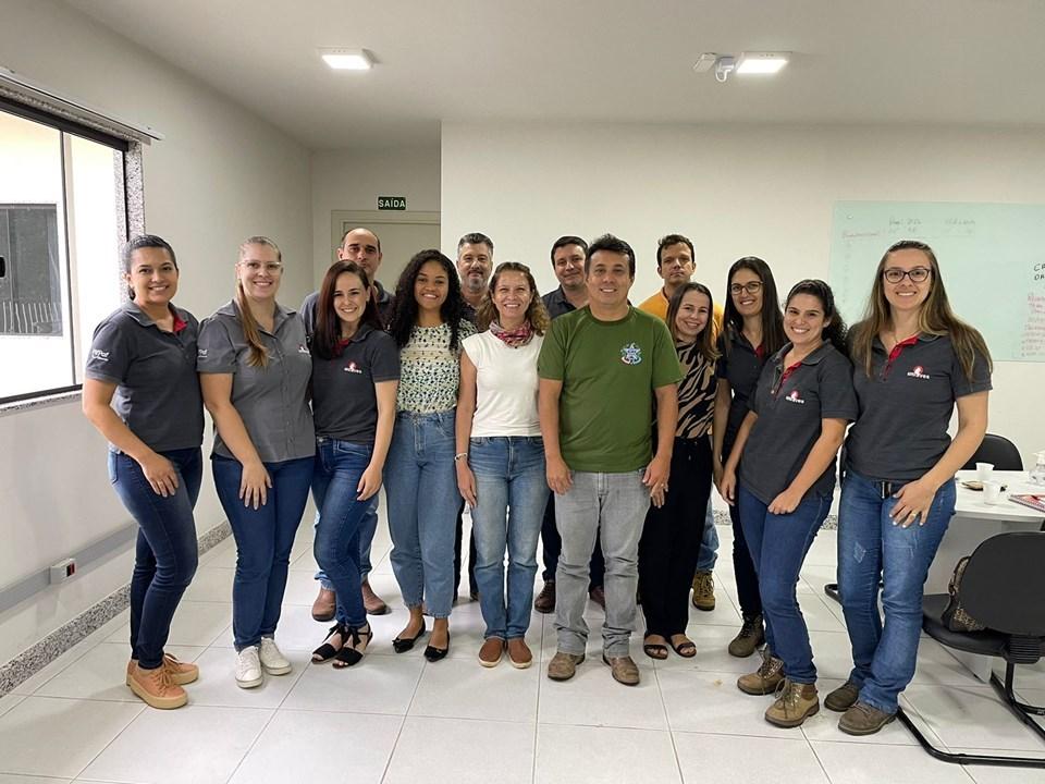 Idaf orienta responsáveis técnicos de granjas sobre reforço dos cuidados com plantel avícola
