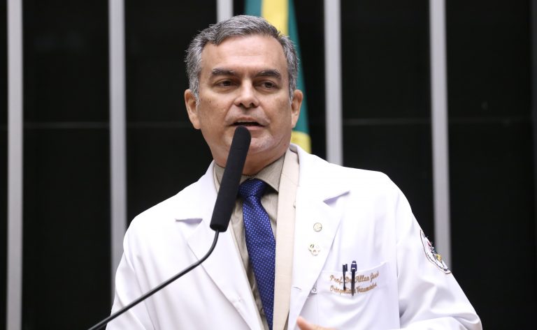 Comissão aprova regras para atendimento de pessoas com transtorno mental em urgências