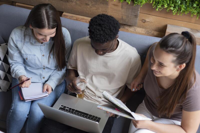 IA impulsiona aprendizado ativo entre universitários