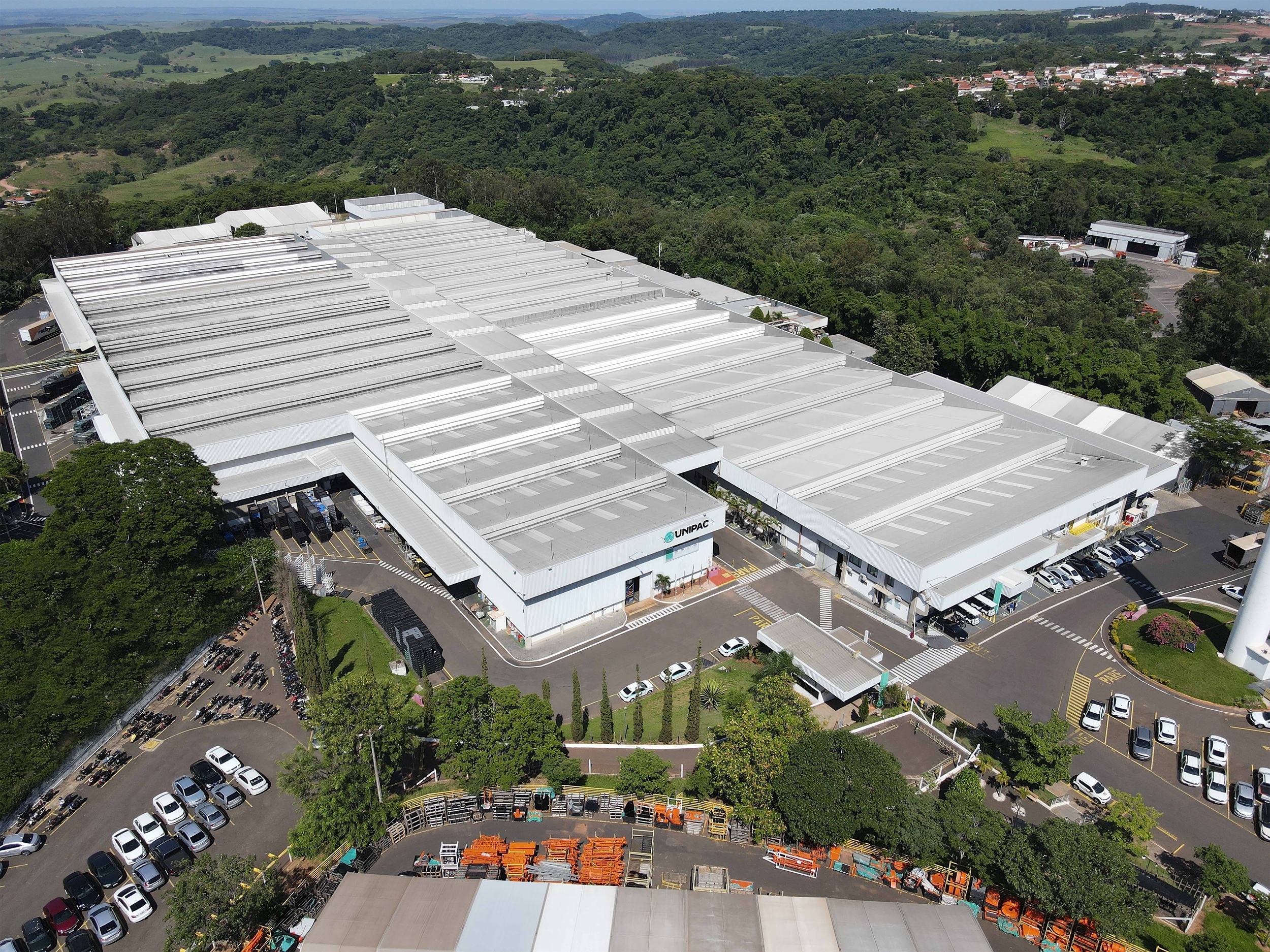 Unipac completa 50 anos com ingresso em novos mercados