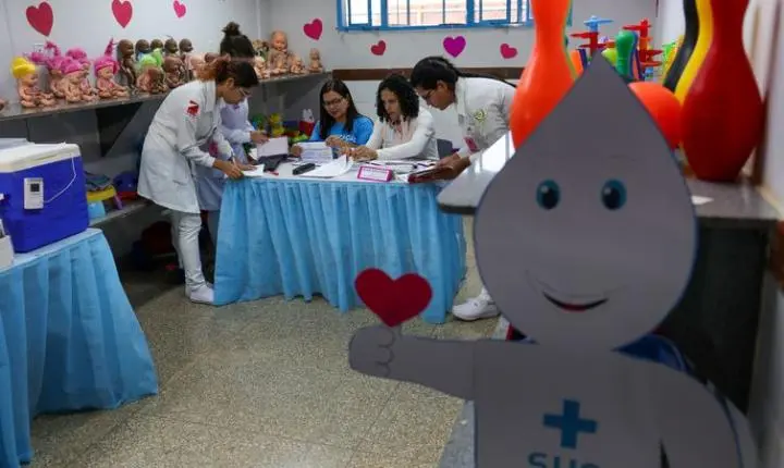 Brasil lidera desinformação sobre vacina na América Latina, diz estudo