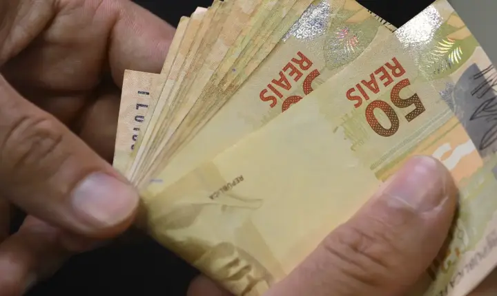 Caixa paga Bolsa Família a beneficiários com NIS de final 8