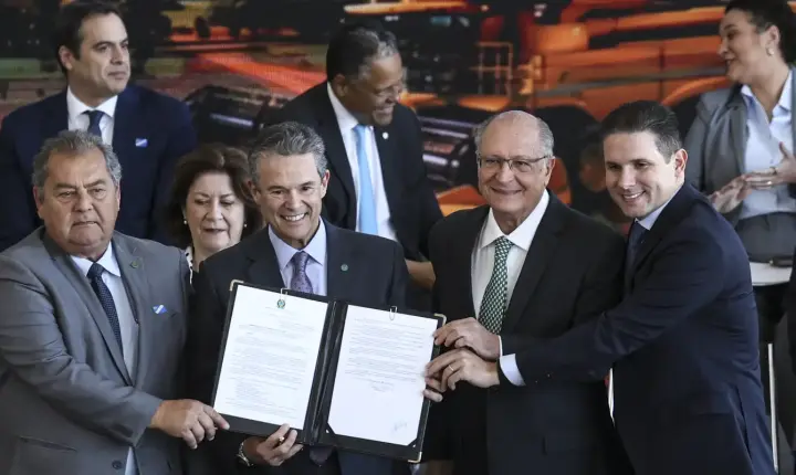 Governo federal lança Plano Safra 2026/2027 de R$ 525,1 bilhões