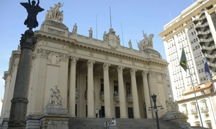 Justiça nega liminar para suspender eleição para presidência da Alerj