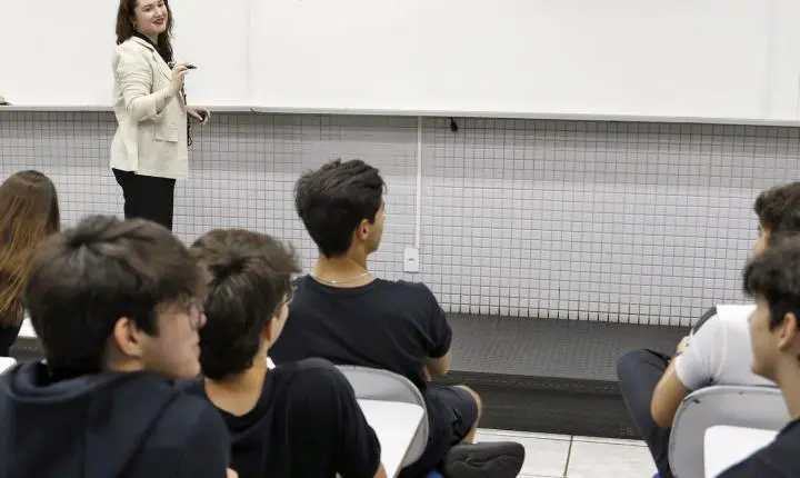 Mais de 625 mil pessoas fazem a Prova Nacional Docente neste domingo