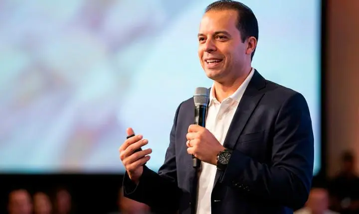 Oitavus cria sistema de vendas previsíveis para indústrias