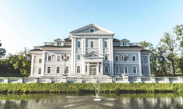 Rafael Bastos comenta sobre herdeiros despreparados